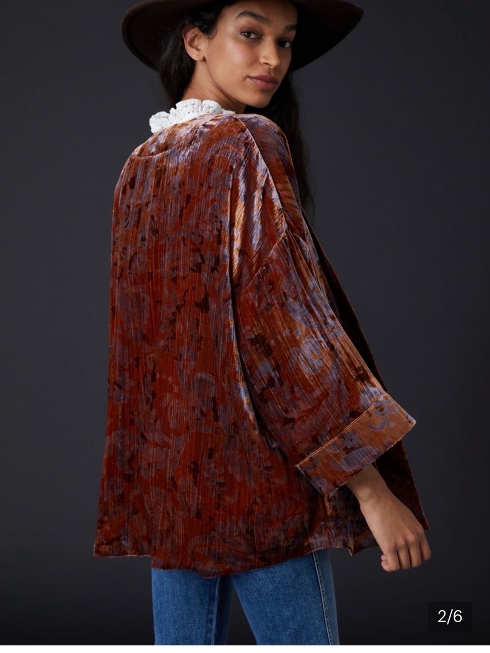 Velvet kimono - Picture 2 of 8
